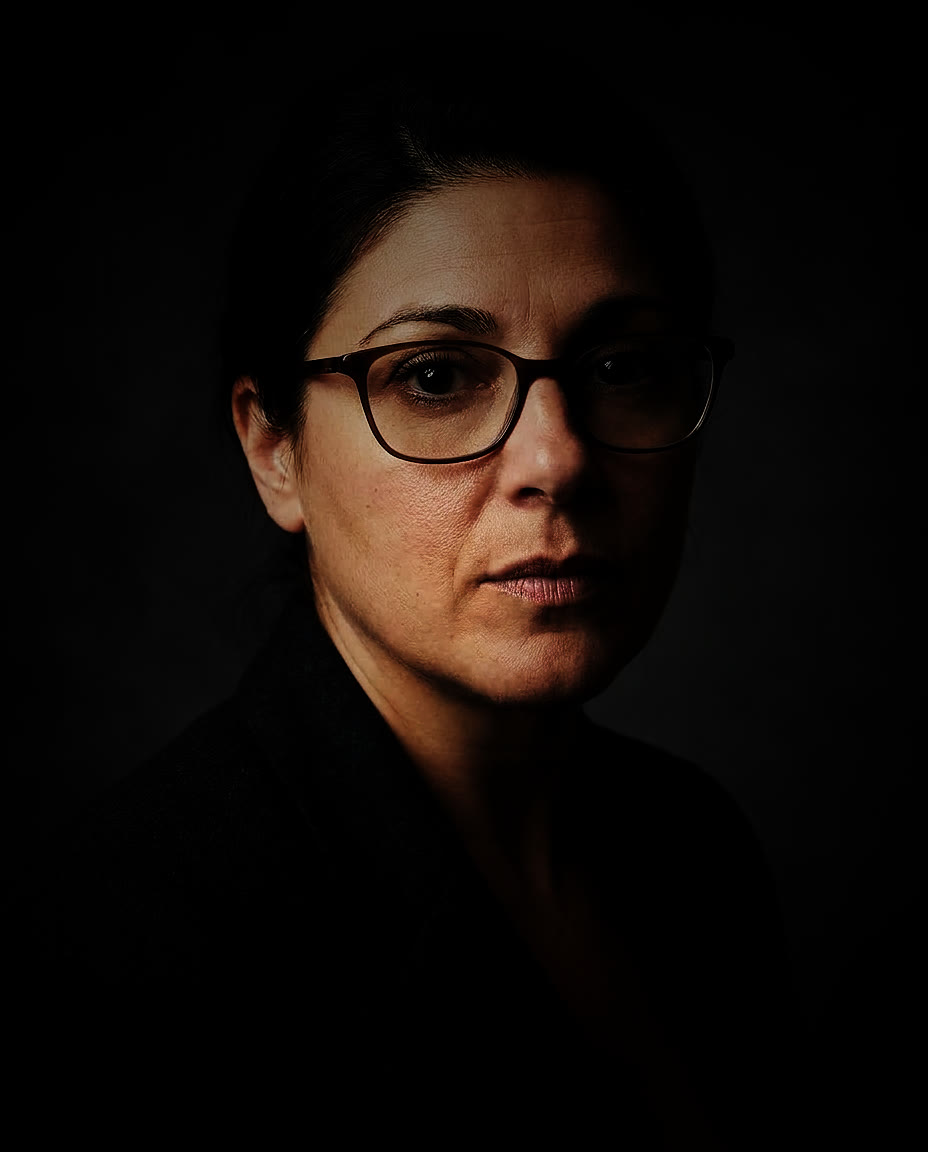Retrato profesional con IA en estilo Rembrandt Classic, por la fotógrafa Maribel Server